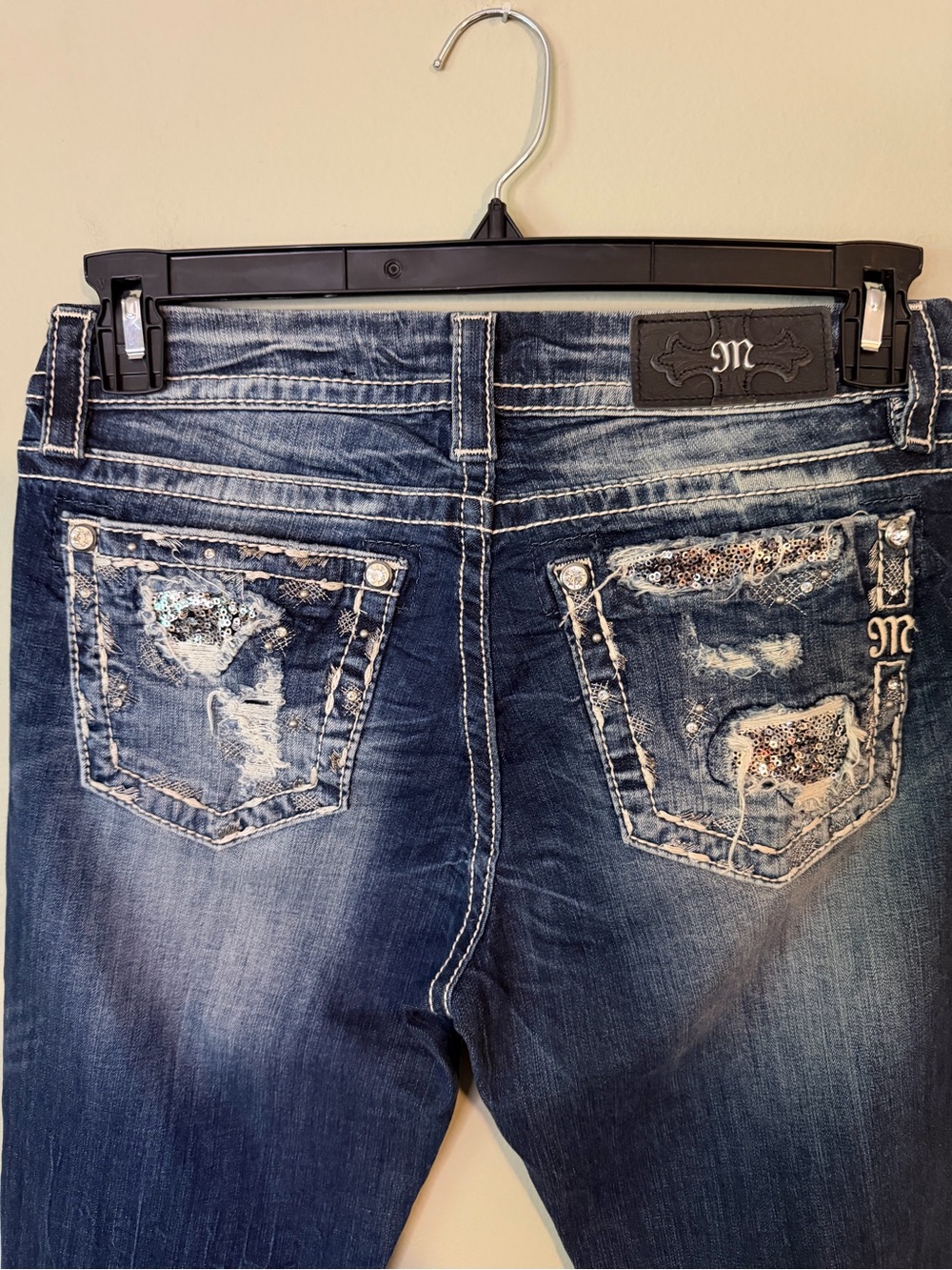 Gorgeous Y2K Miss Me Mid-Rise Easy Straight Jeans With Sequin Pockets 33” Inseam